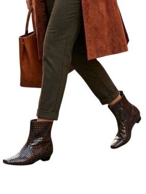 Peter Kaiser Croc Embossed Leather Chelsea Boots Kitten Heel Zip Closure Size 7